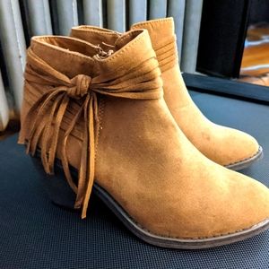 Ankle booties